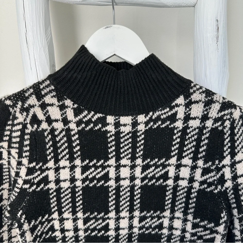 Pink Rose chic knit